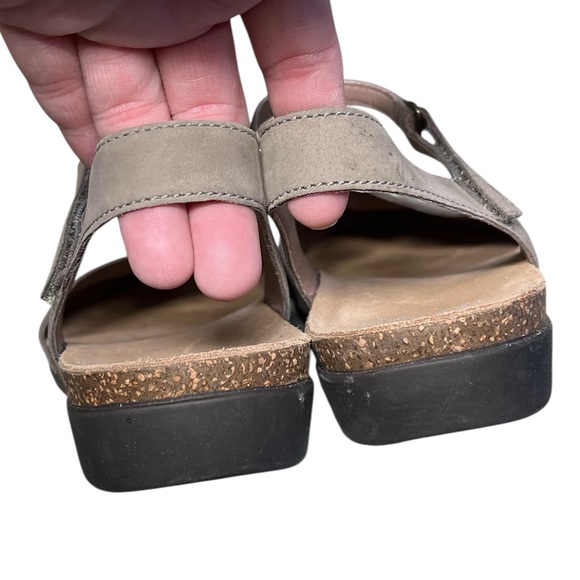 Dansko Rowan taupe nubuck leather closed toe comfort sandals - Picture 5 of 10